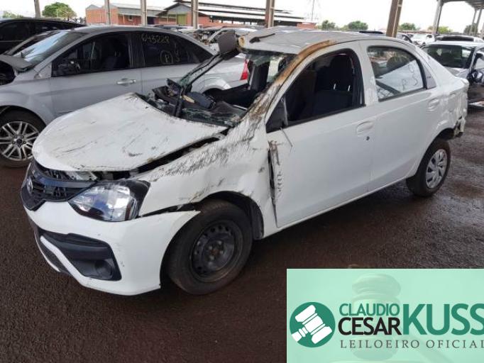 TOYOTA ETIOS SEDA 19/20